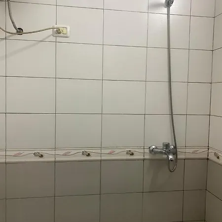 Διαμέρισμα In -durres Τίρανα
